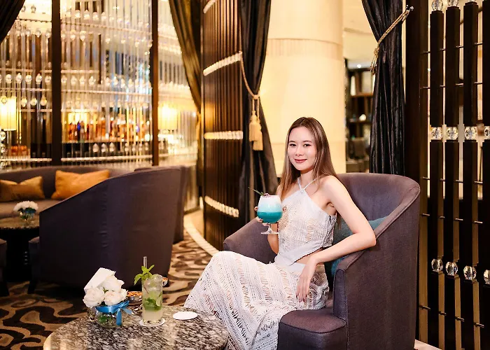 Hotel Hilton Grande Asoke 5*