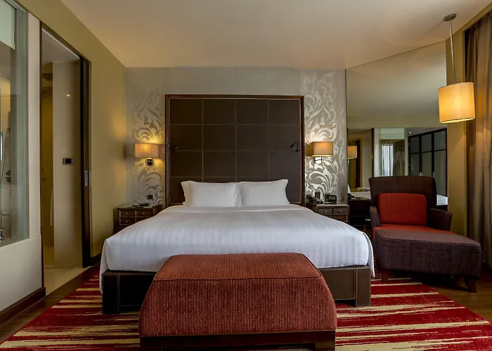 Hilton Grande Asoke Hotel 5*