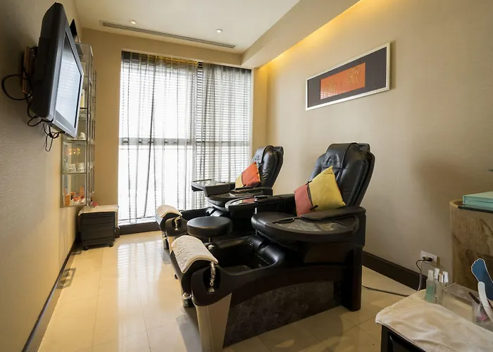 Hilton Grande Asoke Hotel 5*