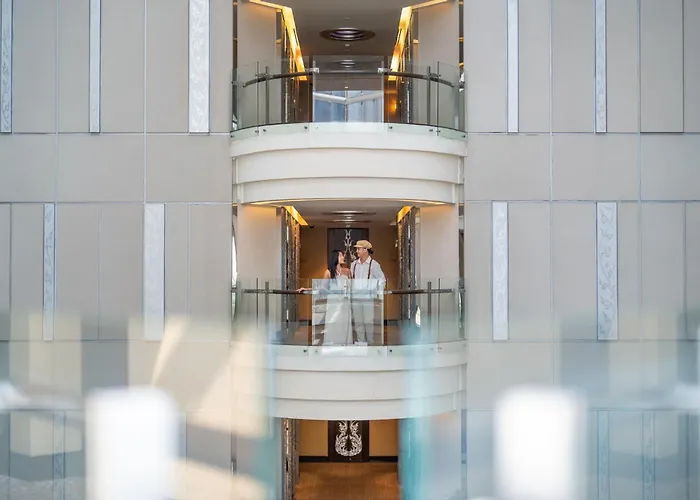 Hilton Grande Asoke Hotel