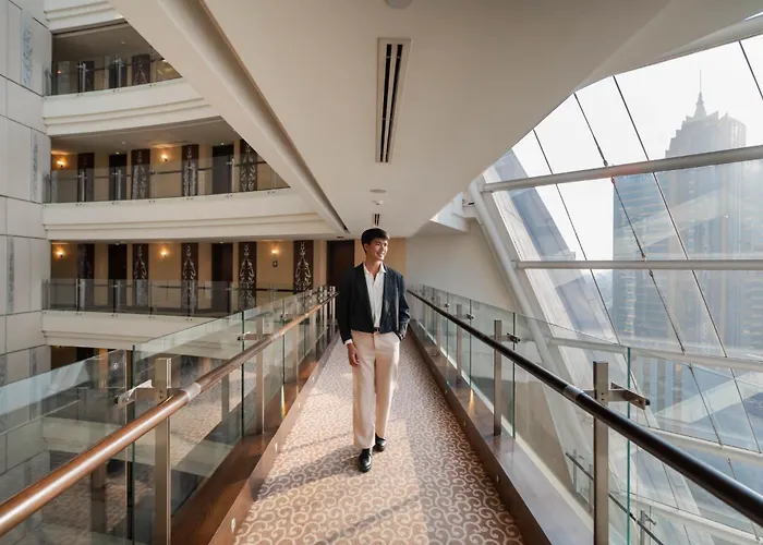 Hilton Grande Asoke Hotel