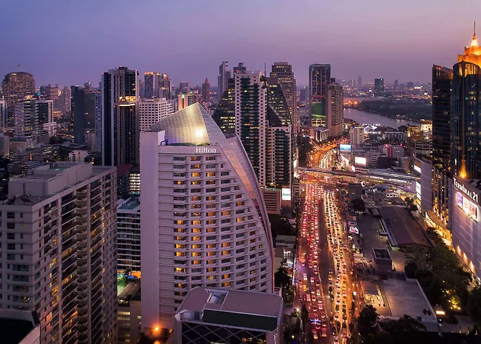 Hilton Grande Asoke 5*